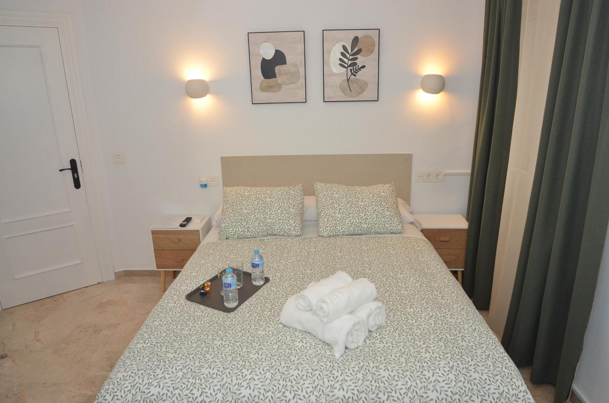 Alojamiento Azahara Málaga Extérieur photo